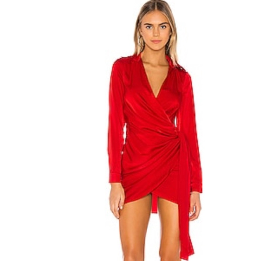 Sophie Draped Mini Dress in Red
superdown
XS
